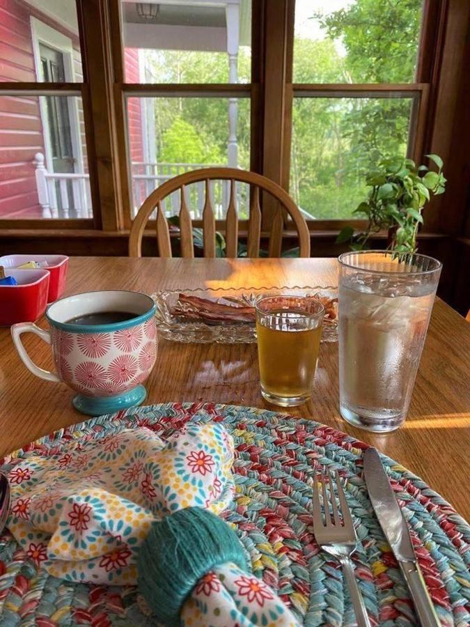 Plain & Fancy Bed & Breakfast Ironton Εξωτερικό φωτογραφία