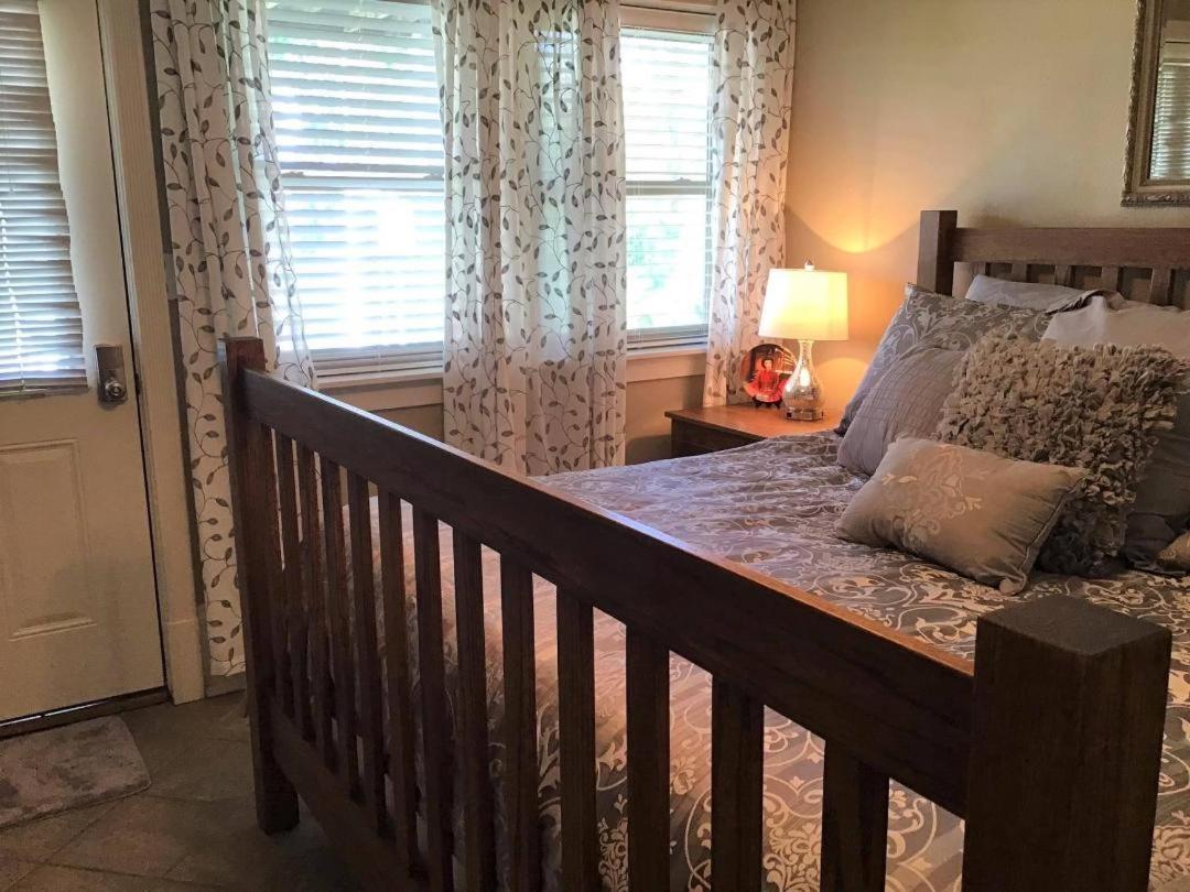 Plain & Fancy Bed & Breakfast Ironton Εξωτερικό φωτογραφία